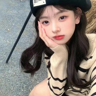 配角